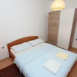 Apartments Lora