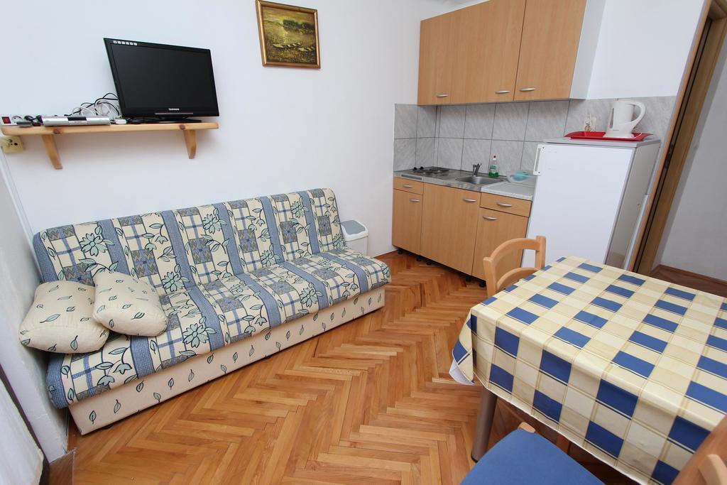 Lora * Rovinj