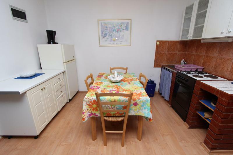 Appartement Lora *